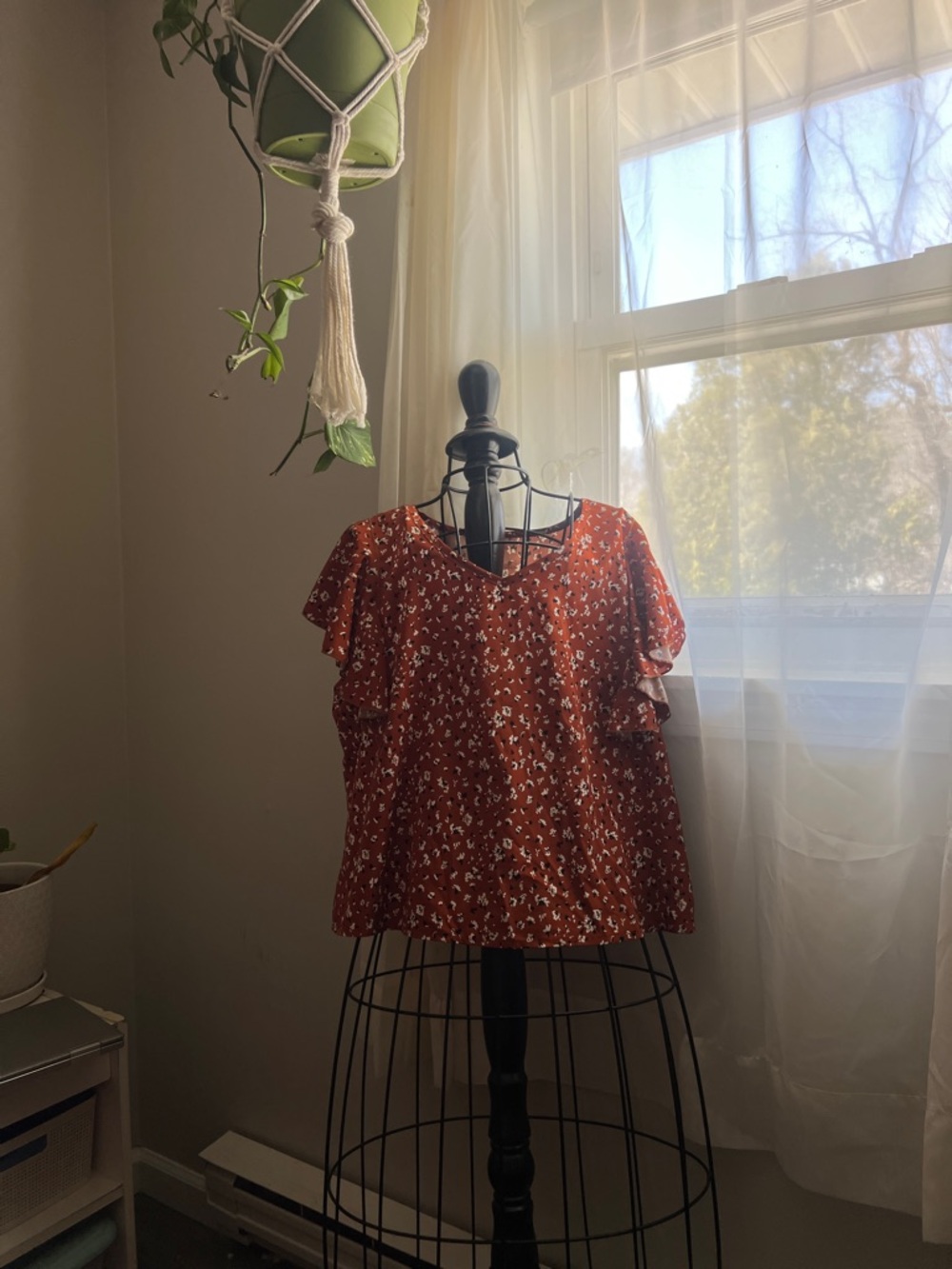 SHEIN Rust Floral Flutter-Sleeve Blouse